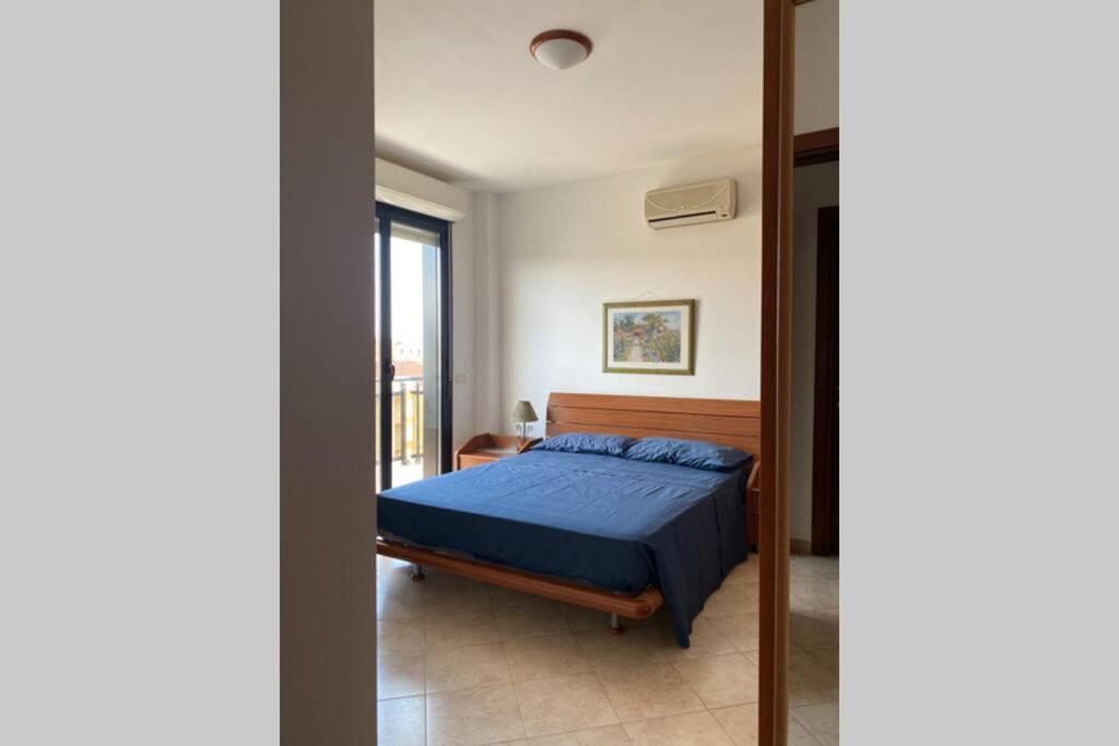 Attico Luminoso Ed Accogliente In Zona Centrale Apartment Alghero Luaran gambar
